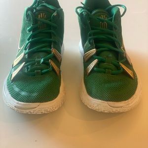 Kyrie 7 By You. Nike
Custom Basketball SHoes 
Size M 8 / W 9.5